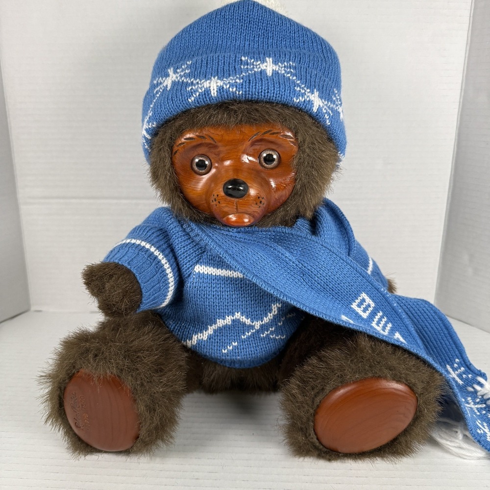 Robert Raikes Eric Bear 1985  E1779/7500 Blue Sweater Scarf Hat Wood Face Plush